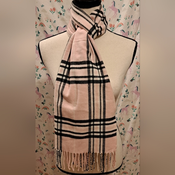 EUC Burberry Pink & Black Cashmere Nova Plaid Casual Everyday Prep Scarf Wrap - Picture 1 of 7